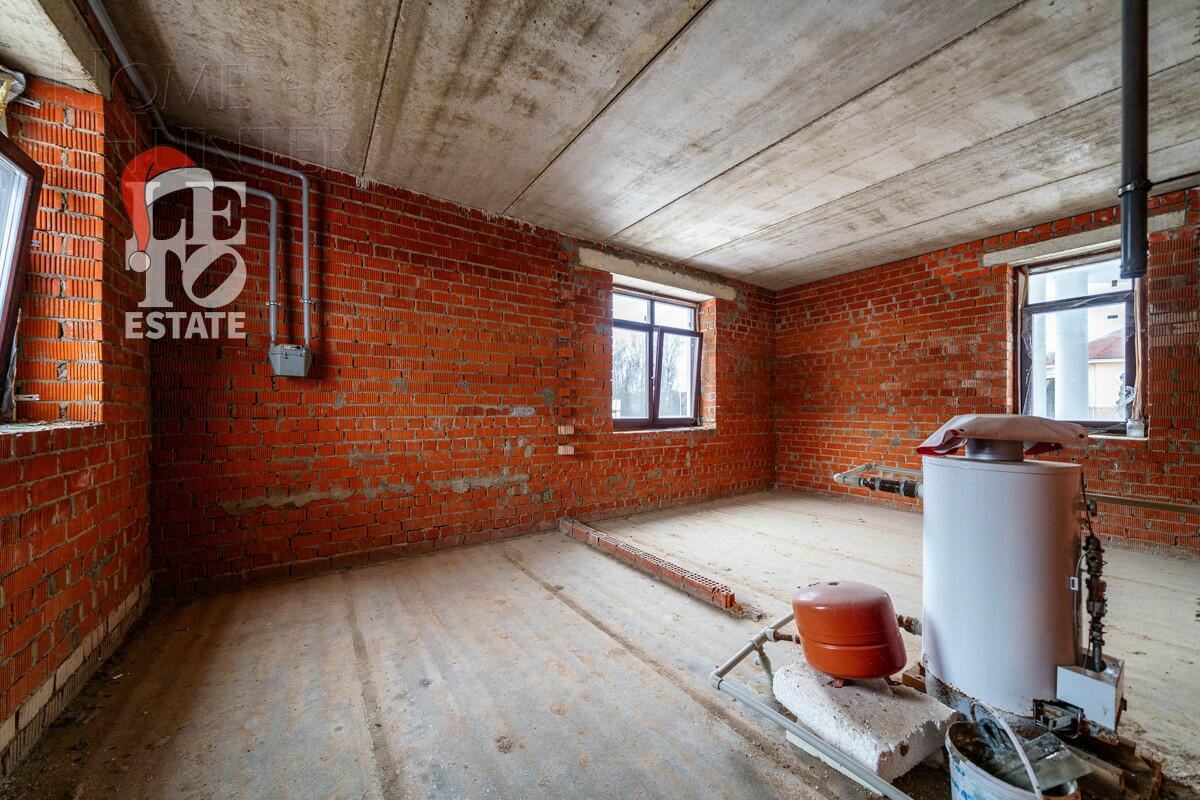 2-этажный коттедж 820 м² без отделки