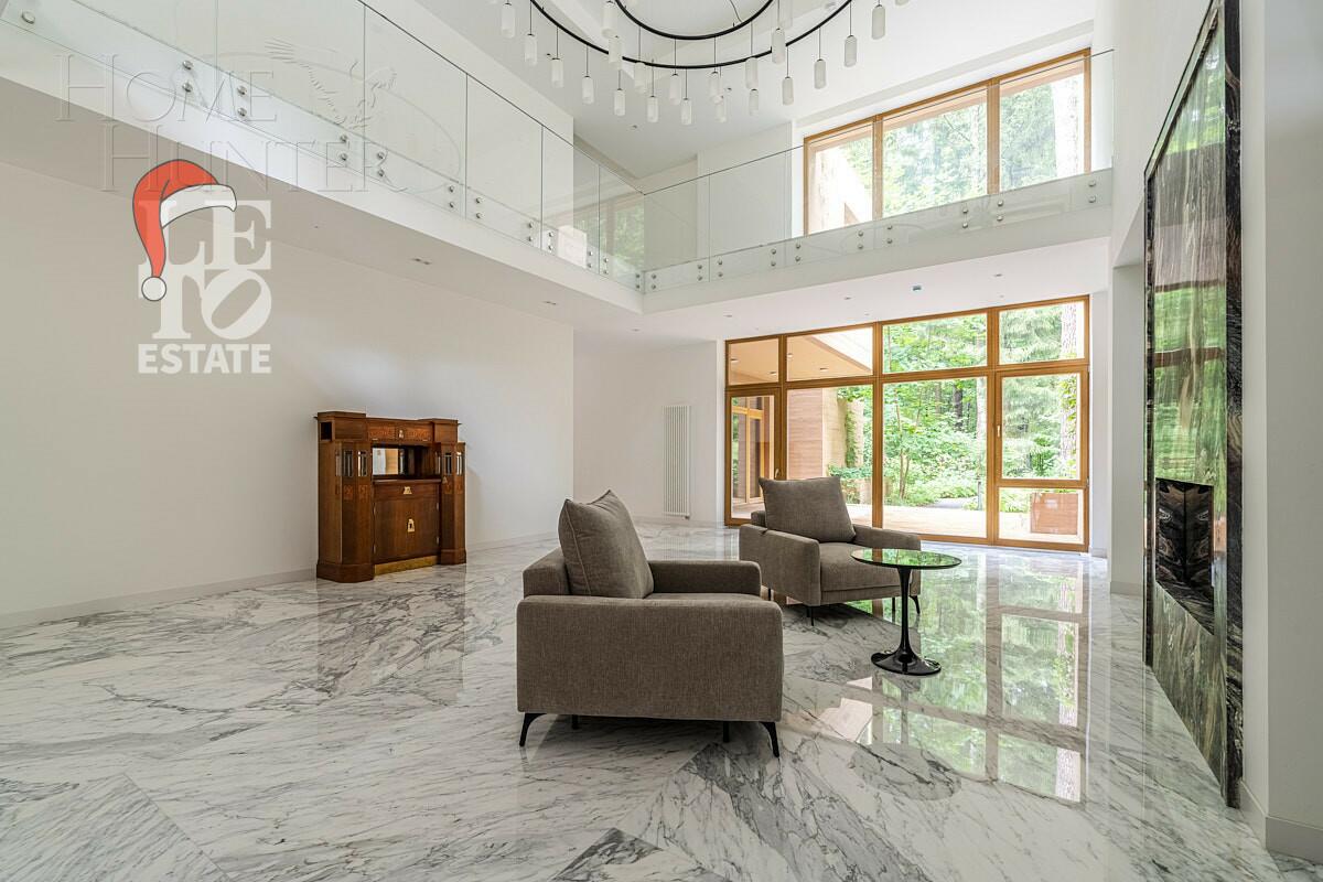 2-этажный коттедж 1 330 м² с отделкой