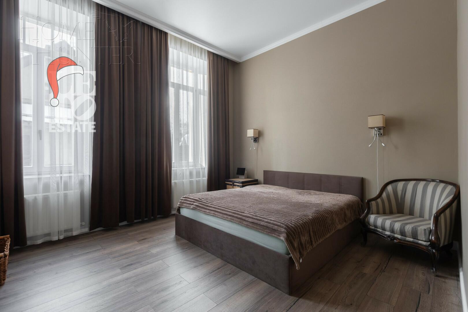 3-этажный коттедж 950 м² без отделки