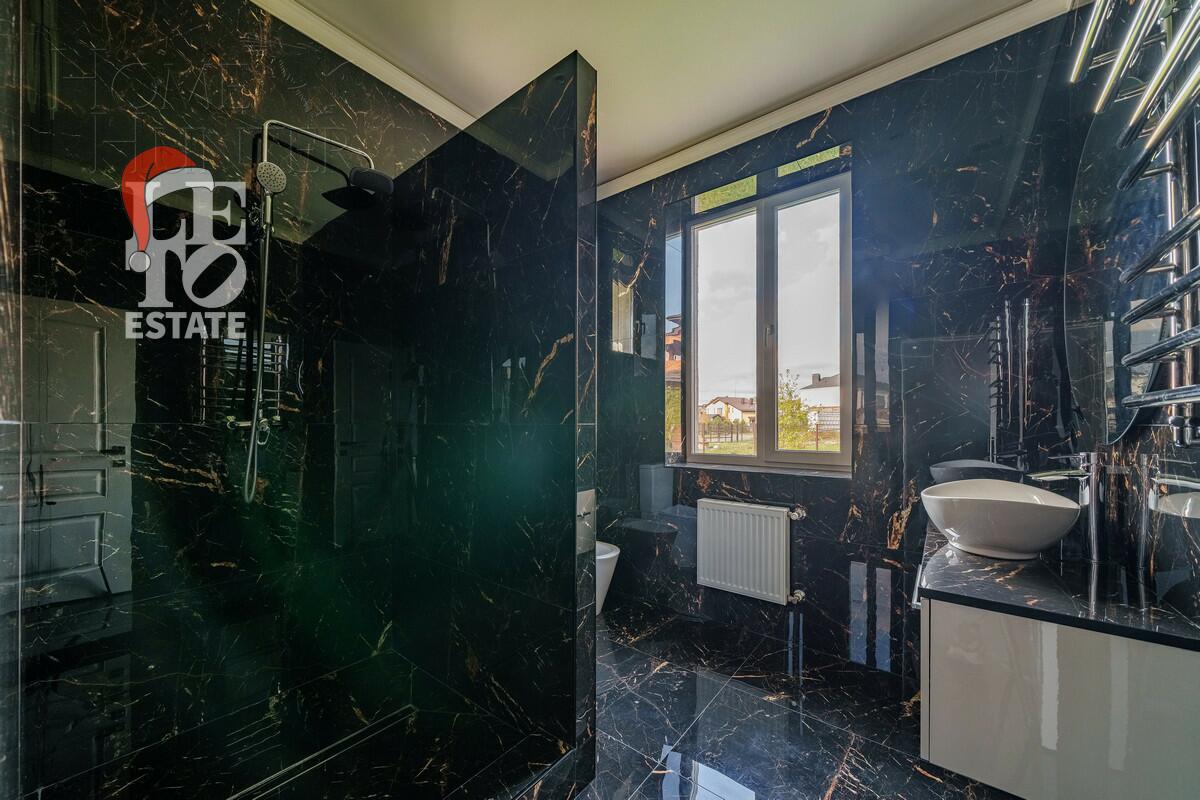 2-этажный коттедж 307 м² с отделкой