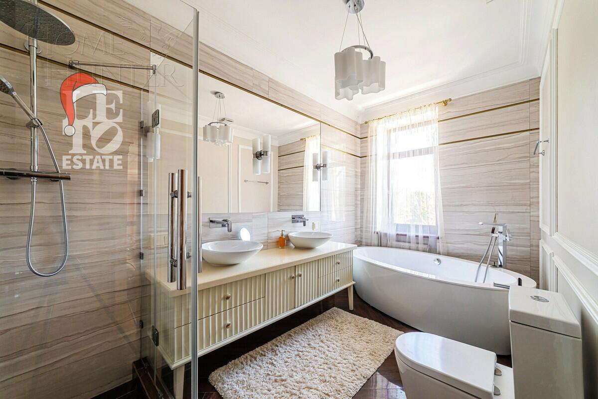 2-этажный коттедж 637 м² с отделкой