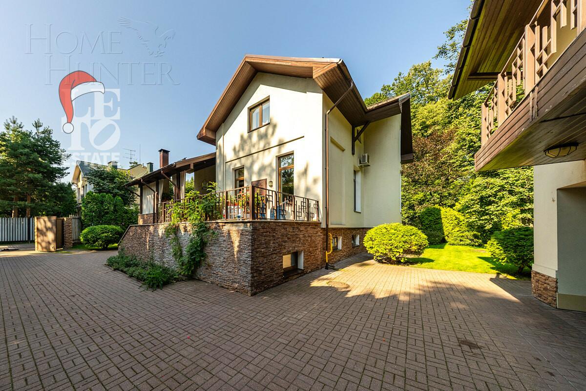 2-этажный коттедж 600 м² с отделкой