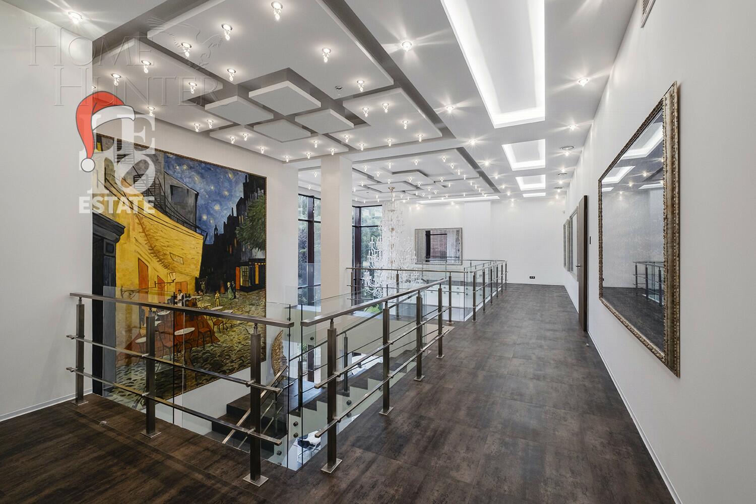 2-этажный коттедж 1 200 м² с отделкой