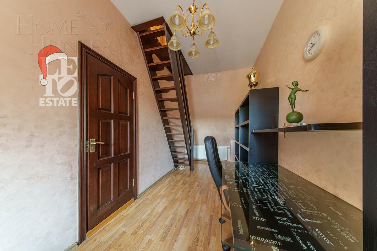 3-этажный коттедж 475 м² с отделкой