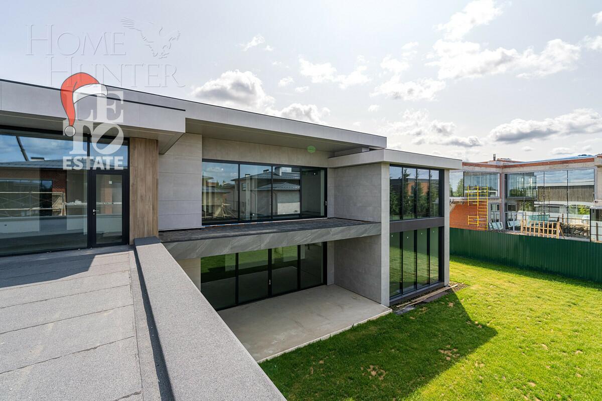 2-этажный коттедж 891 м² без отделки