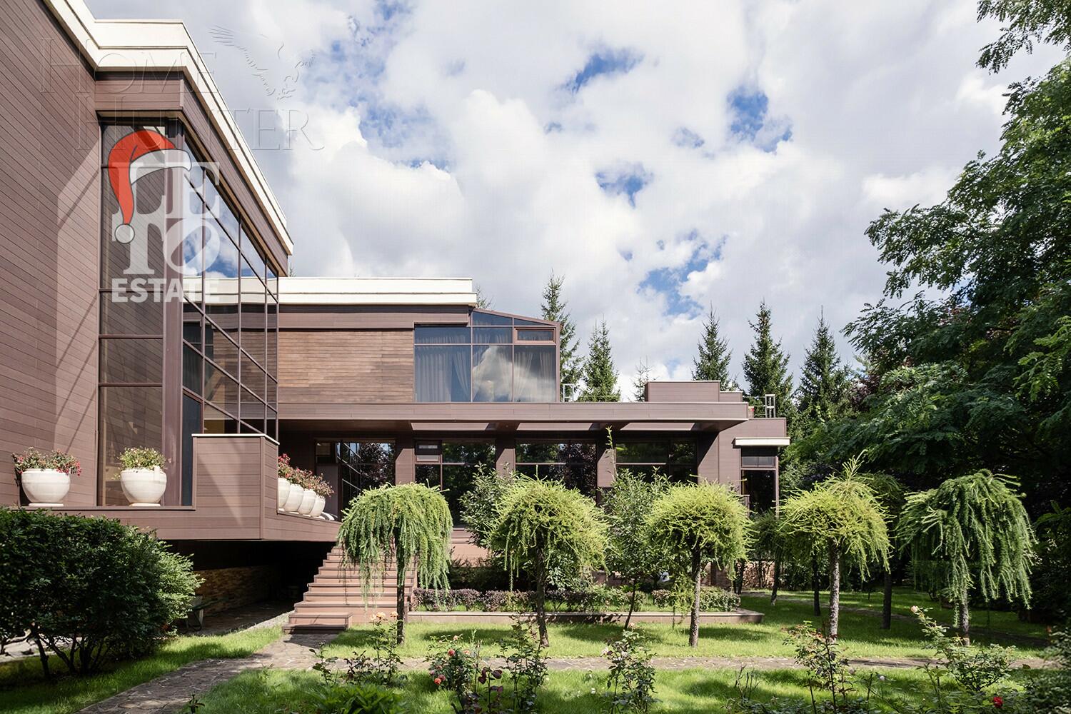 2-этажный коттедж 1 200 м² с отделкой