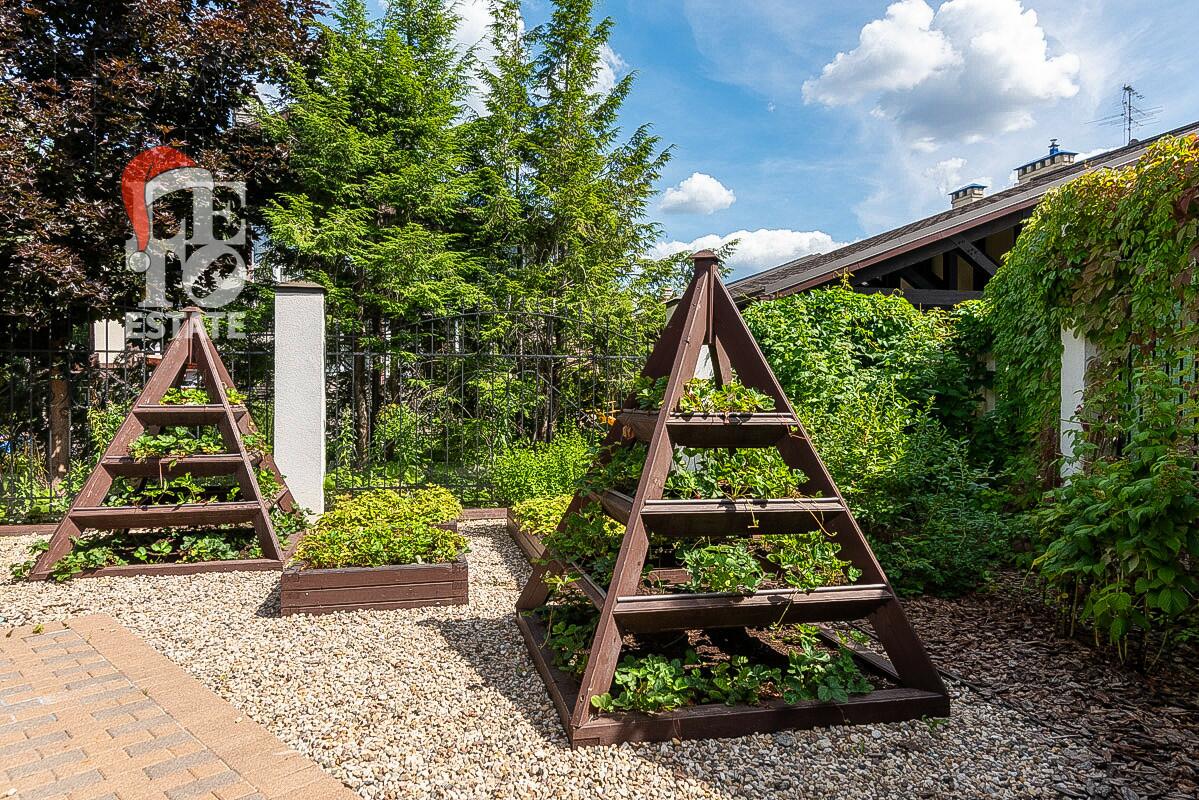 2-этажный коттедж 700 м² с отделкой