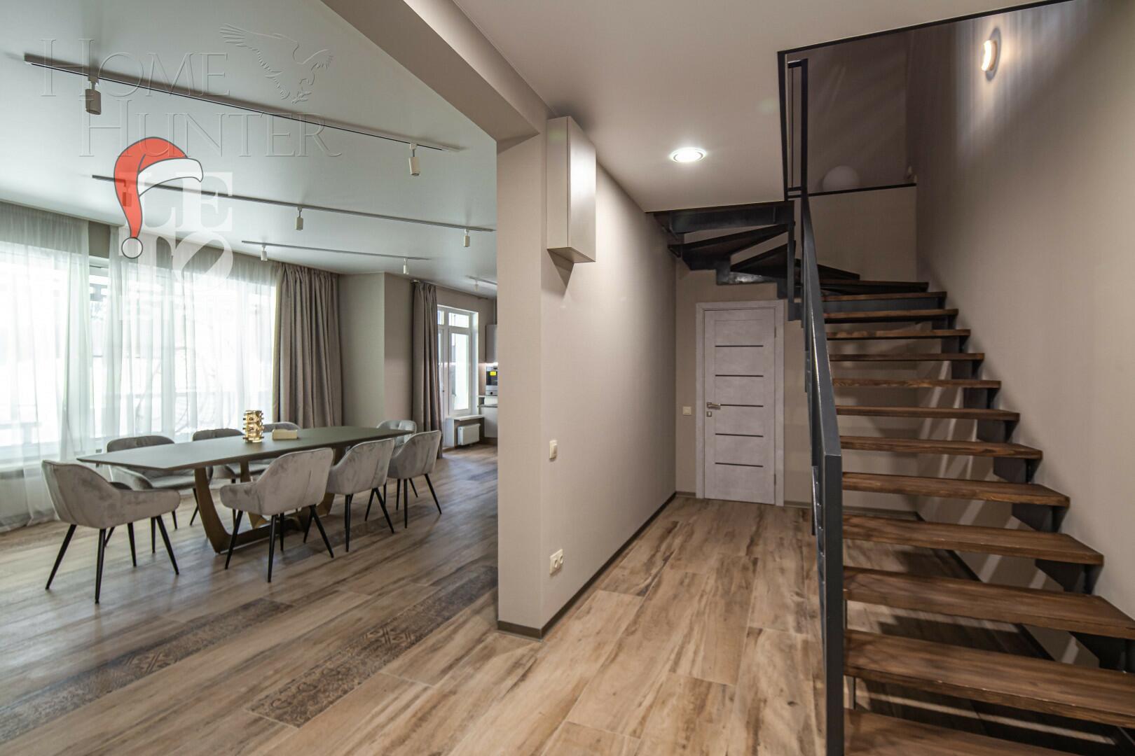 3-этажный коттедж 422 м² с отделкой