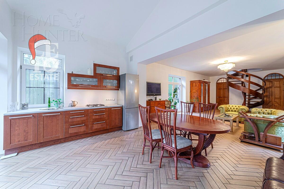 3-этажный коттедж 157.9 м² с отделкой