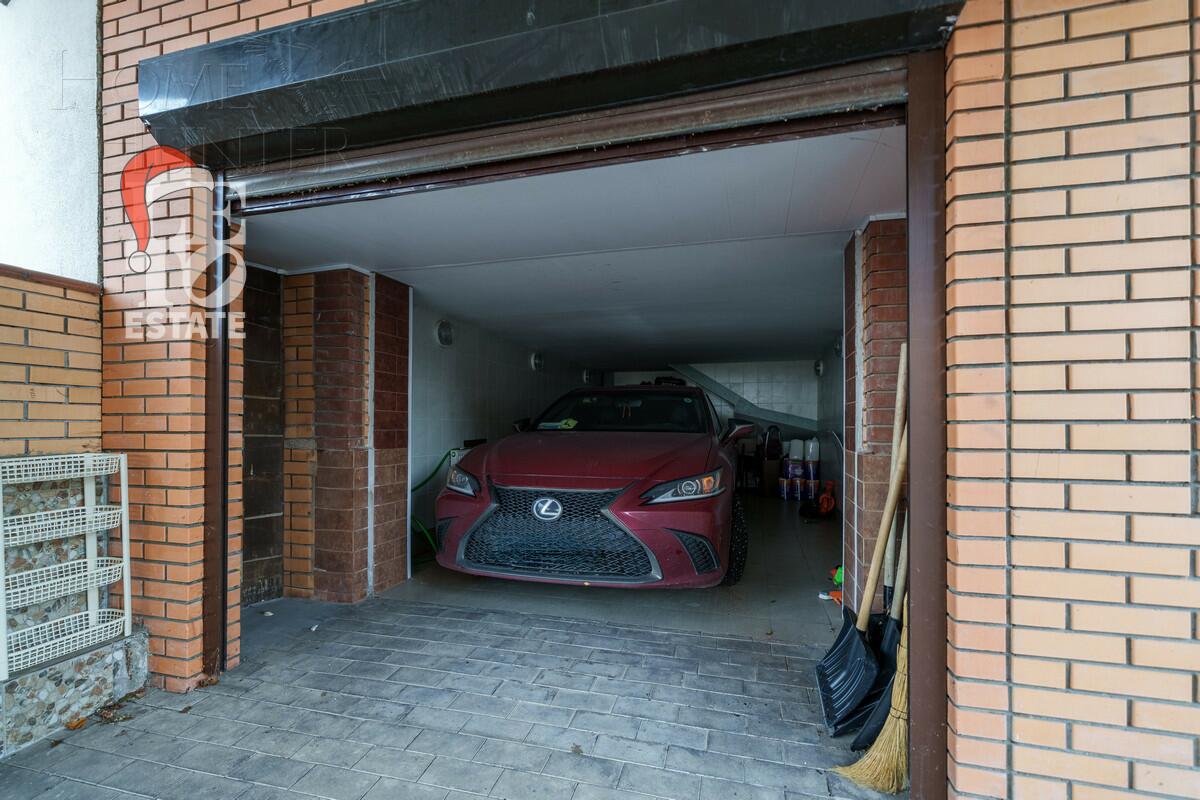 2-этажный таунхаус 428 м² с отделкой