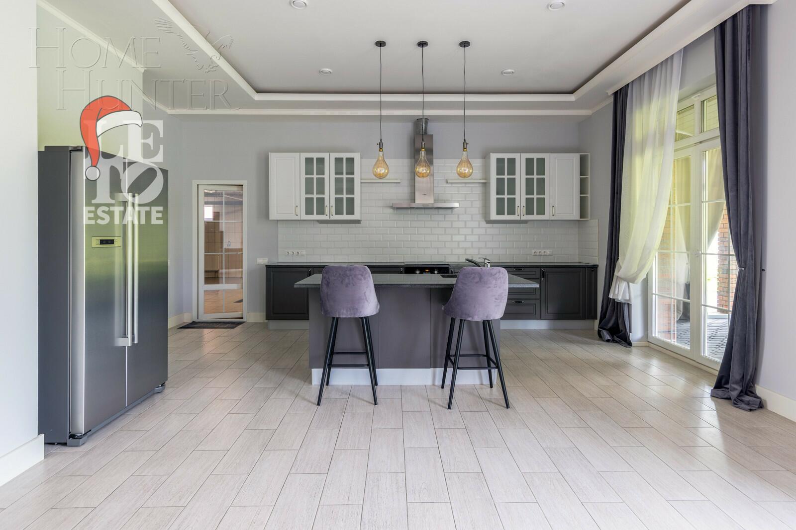 2-этажный коттедж 304 м² с отделкой