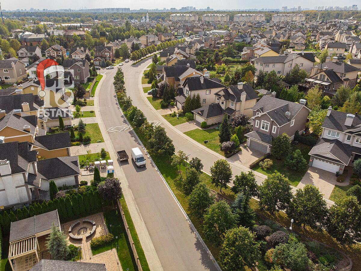 2-этажный коттедж 370 м² с отделкой