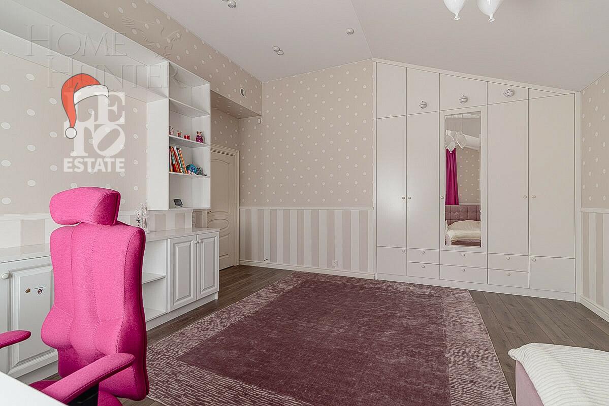 2-этажный коттедж 700 м² с отделкой