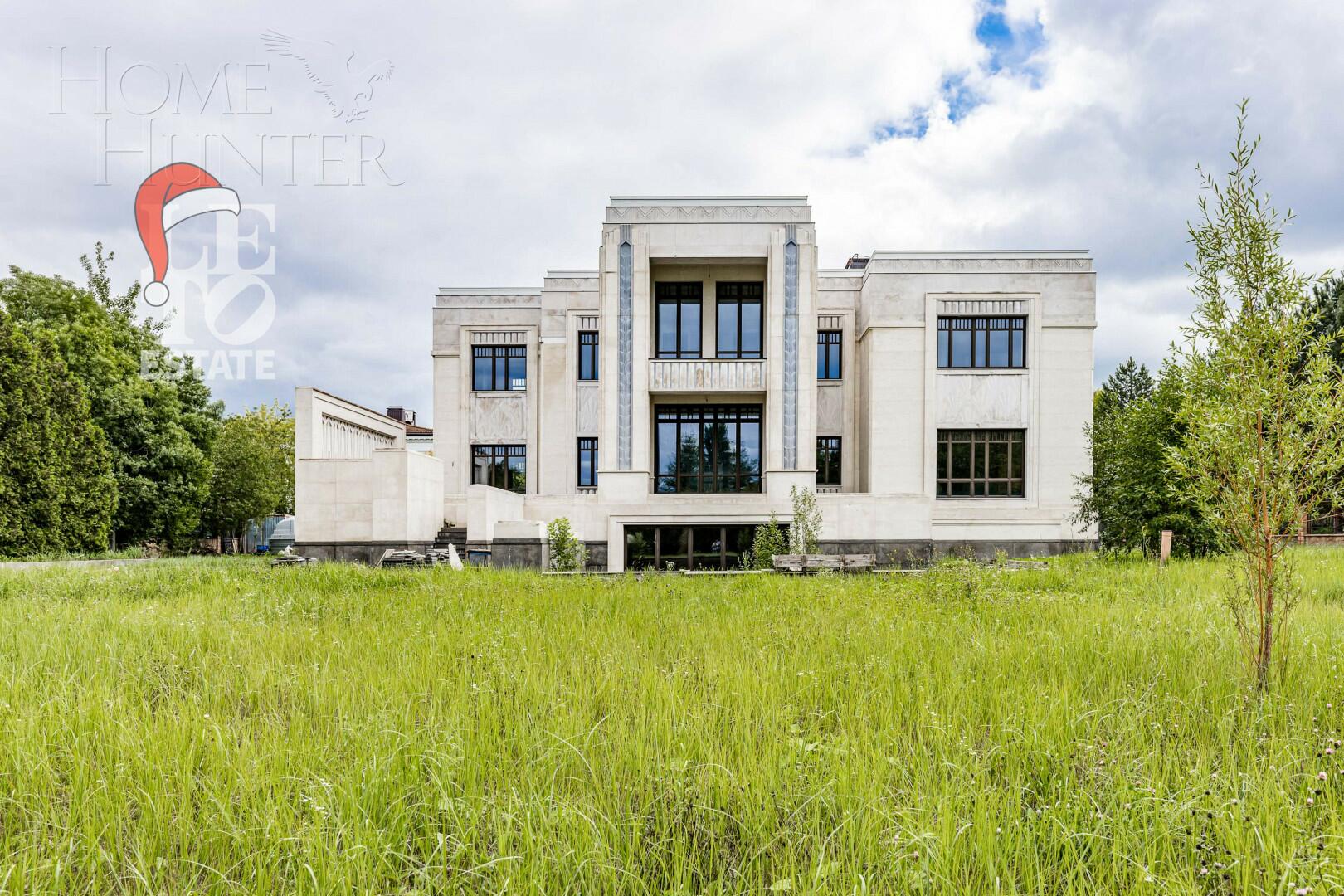 2-этажный коттедж 1 244 м² с отделкой