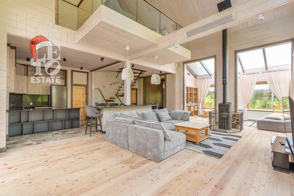 2-этажный коттедж 400 м² с отделкой