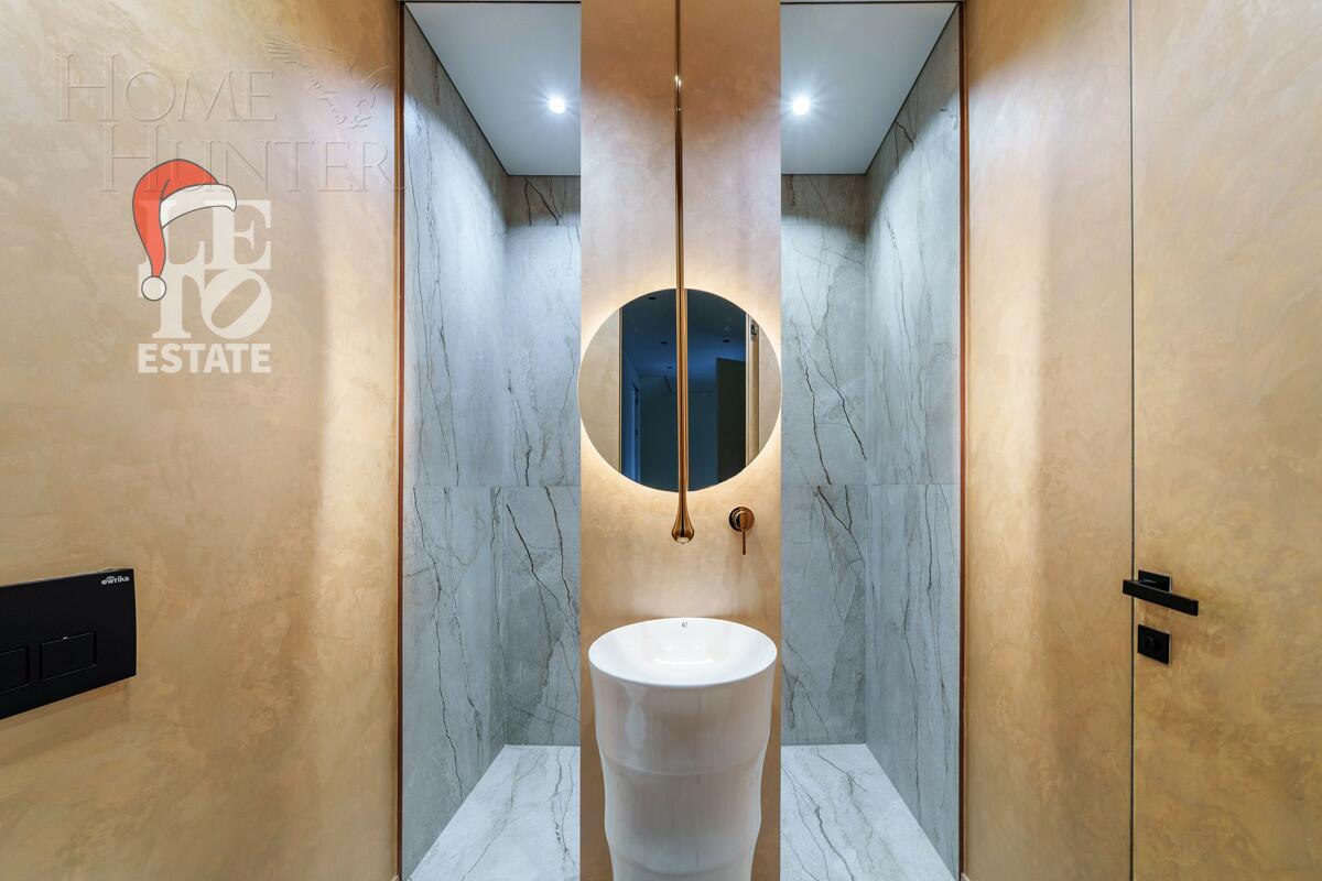 3-этажный таунхаус 238 м² с отделкой