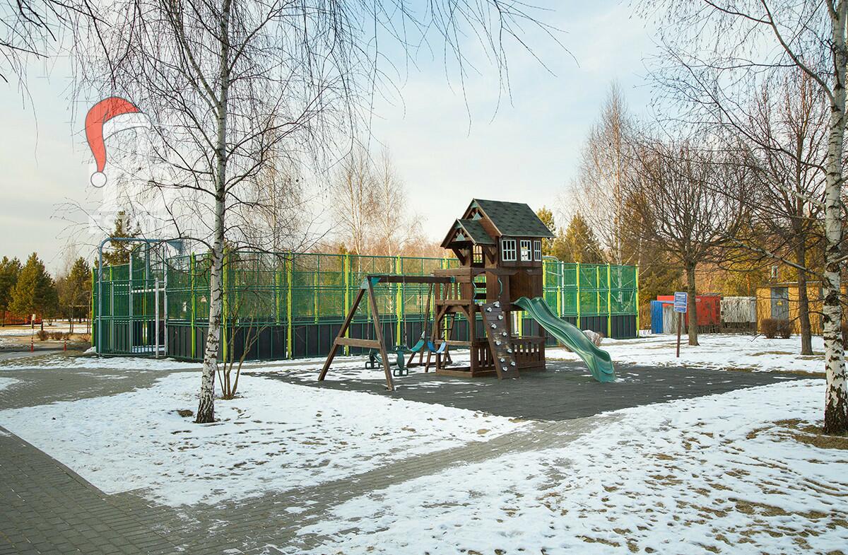 3-этажный таунхаус 264.6 м² с отделкой