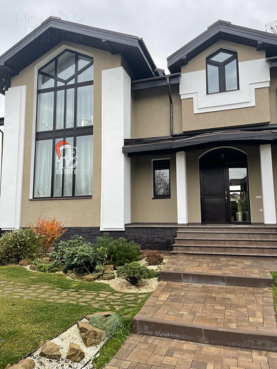 2-этажный коттедж 284.9 м² с отделкой