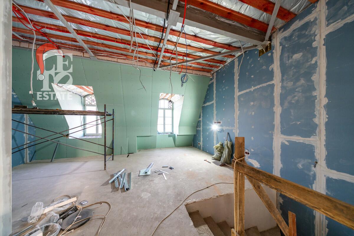 4-этажный таунхаус 395 м² без отделки