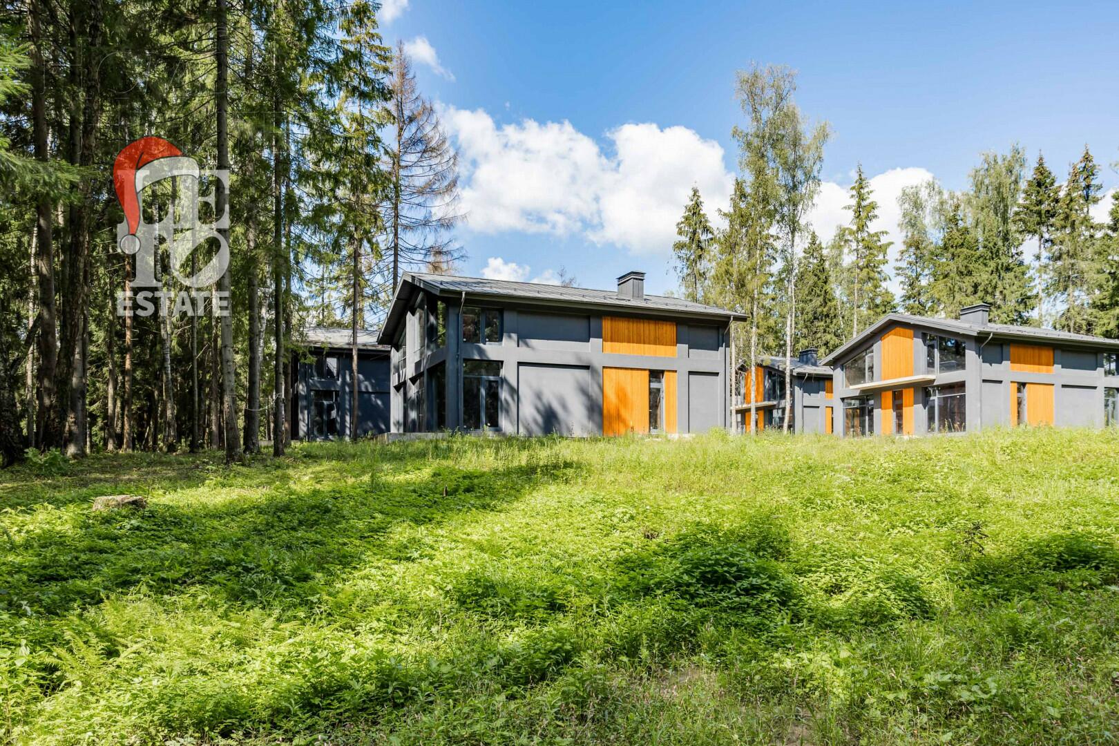 2-этажный коттедж 272 м² без отделки