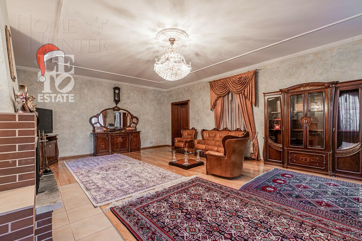 2-этажный коттедж 699.6 м² с отделкой