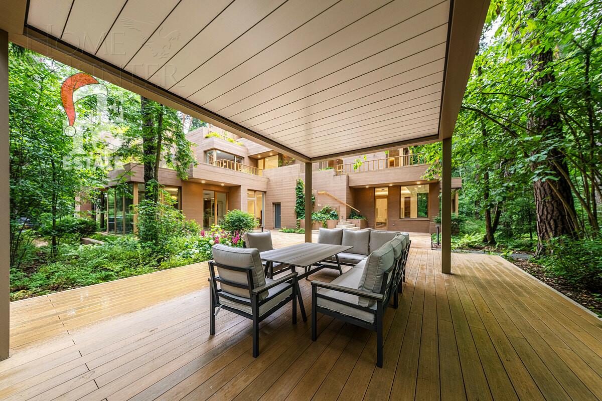 2-этажный коттедж 1 330 м² с отделкой