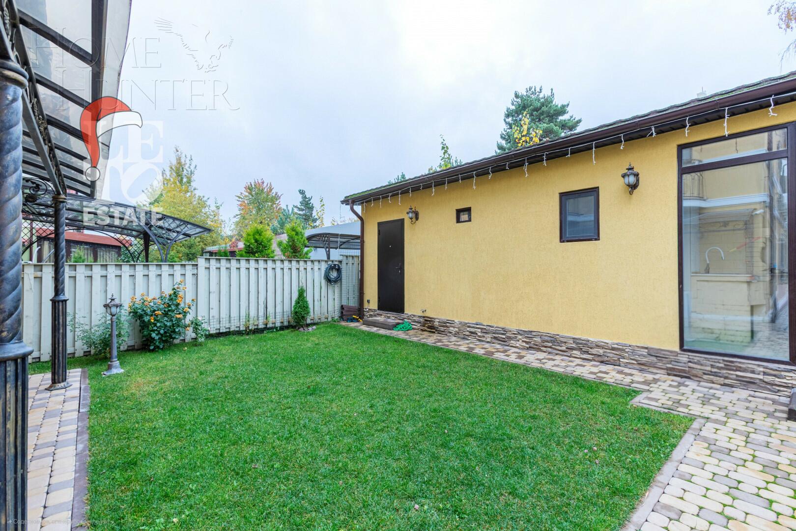 2-этажный таунхаус 251.7 м² с отделкой