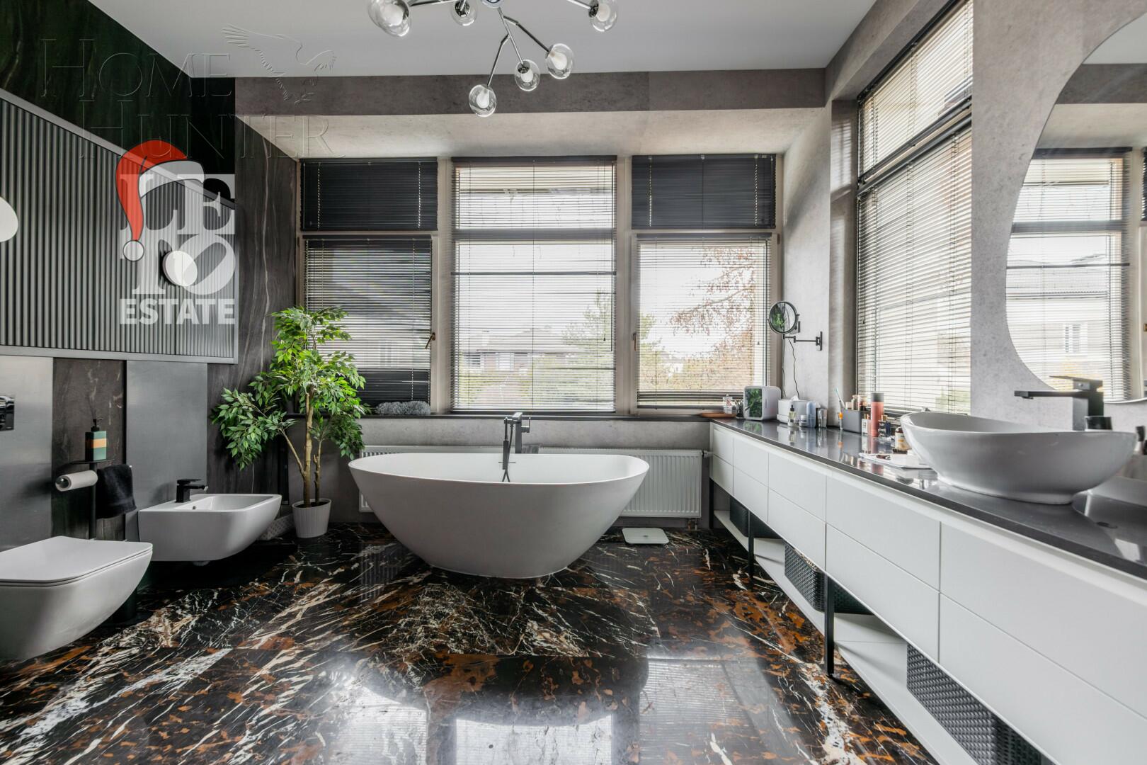 2-этажный коттедж 810 м² с отделкой