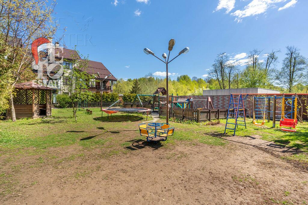 2-этажный коттедж 440.2 м² с отделкой