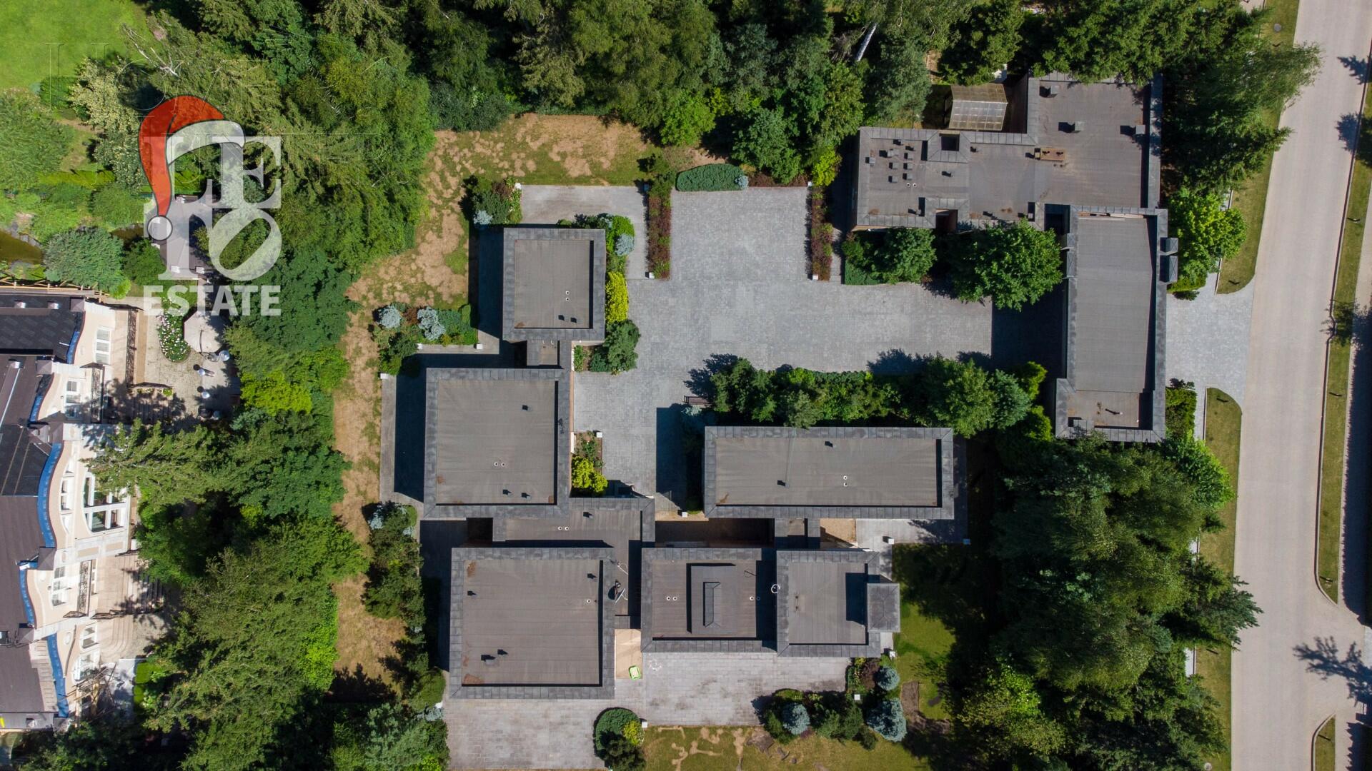 1-этажный коттедж 650 м² с отделкой