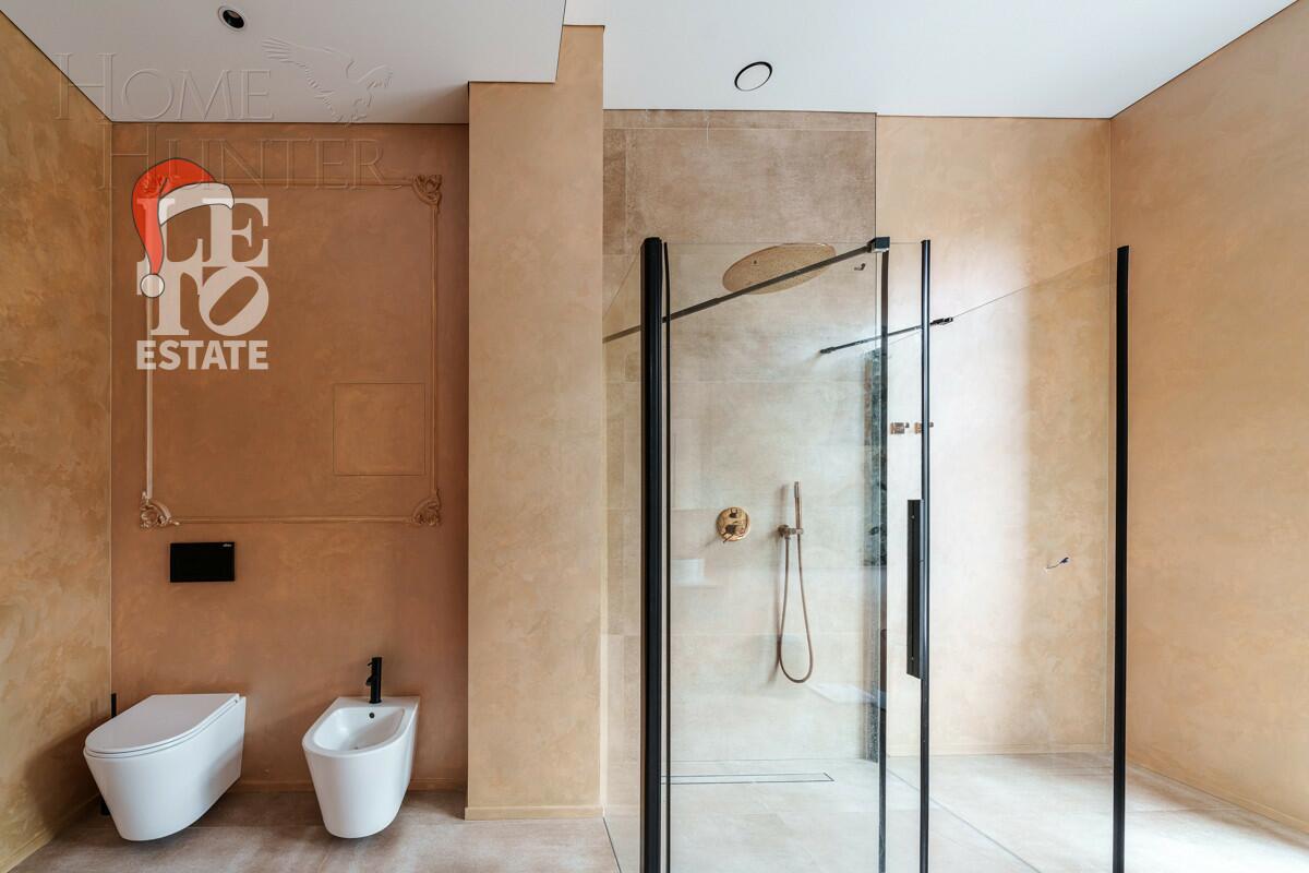 3-этажный таунхаус 238 м² с отделкой