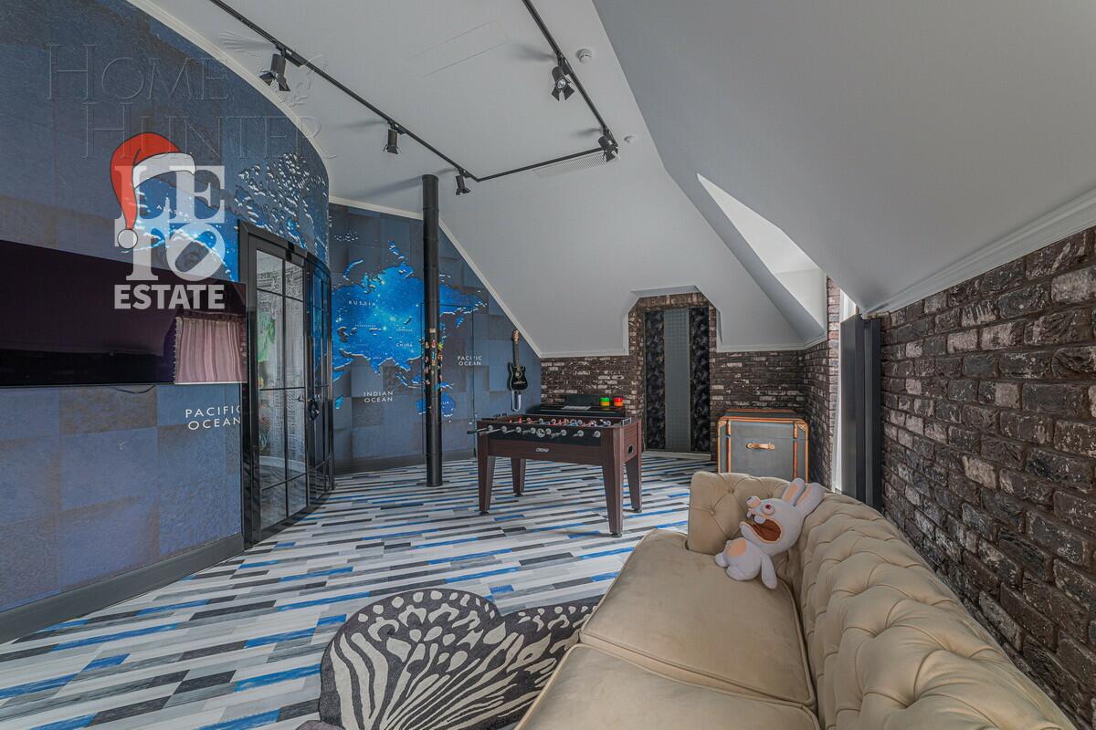 3-этажный коттедж 1 200 м² с отделкой