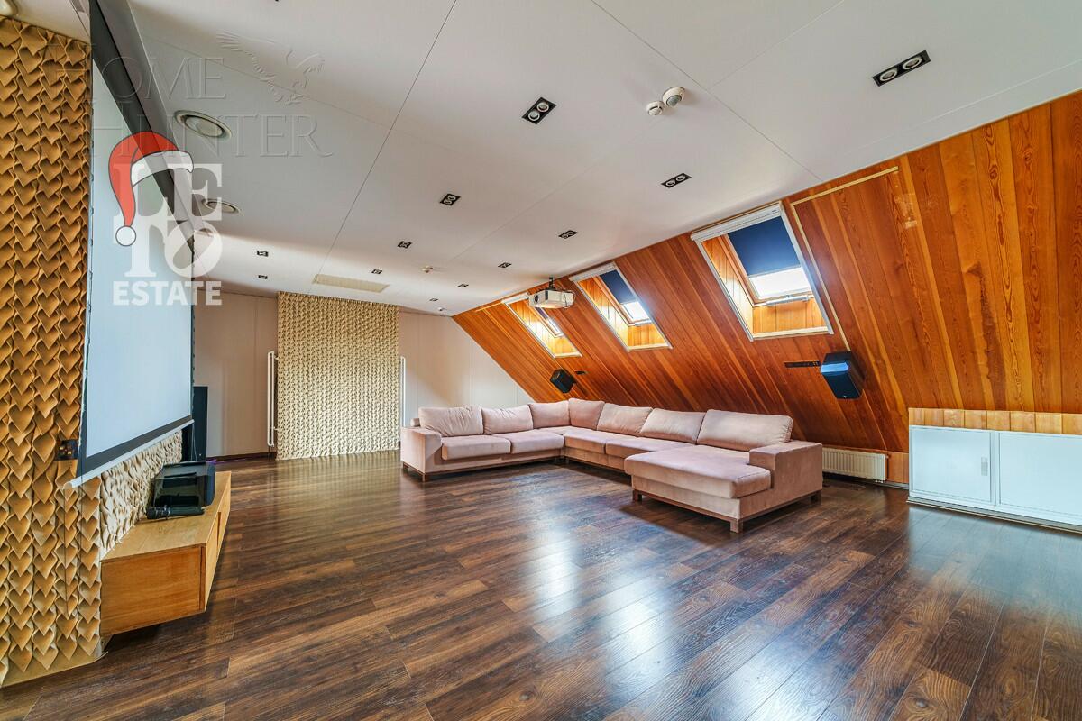 3-этажный коттедж 500 м² с отделкой