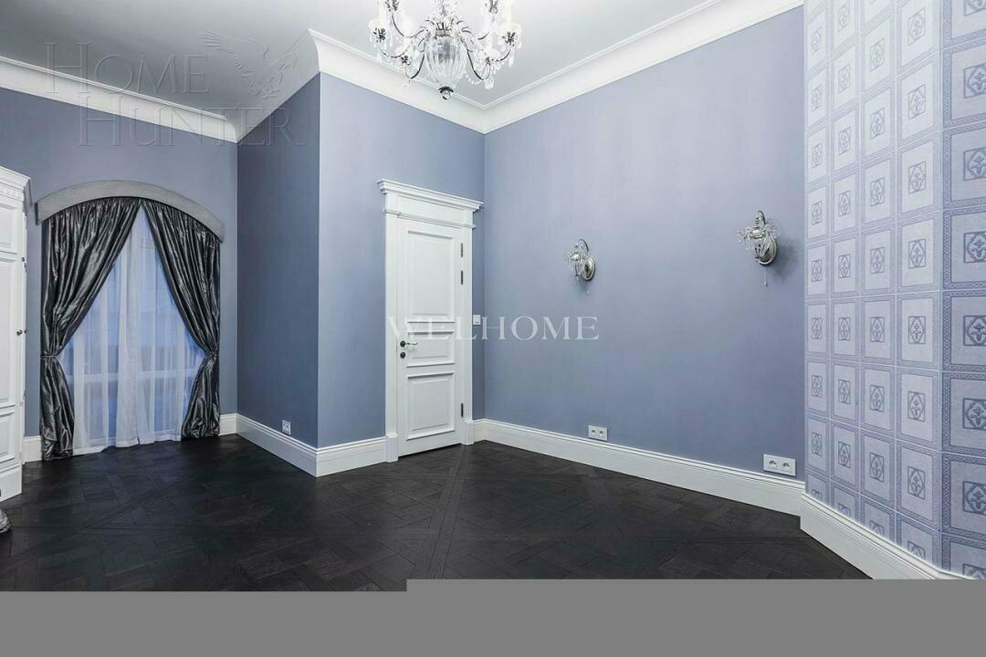 КОТТЕДЖ 770 м² без отделки