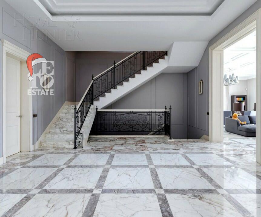 3-этажный коттедж 1 185 м² с отделкой