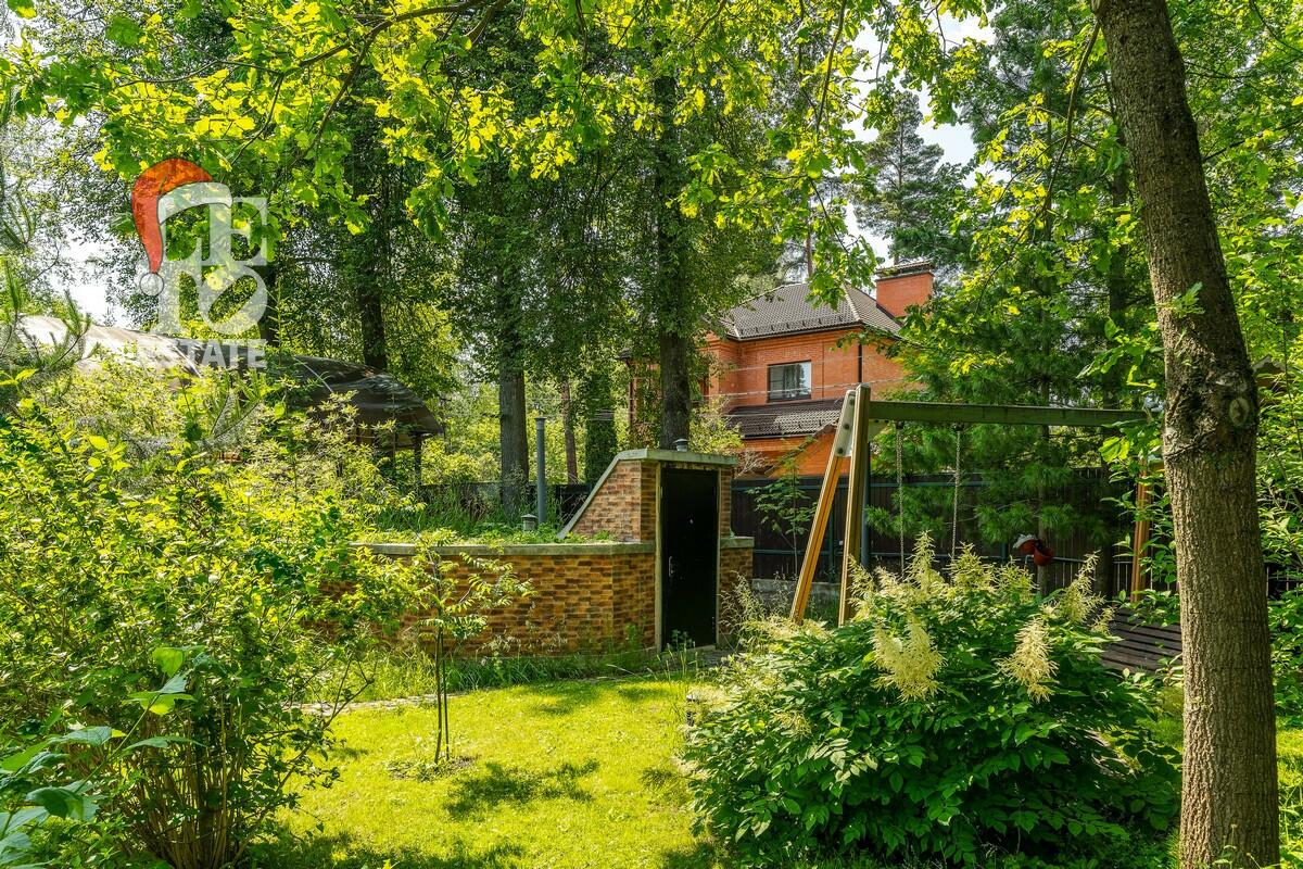 2-этажный коттедж 675.8 м² с отделкой