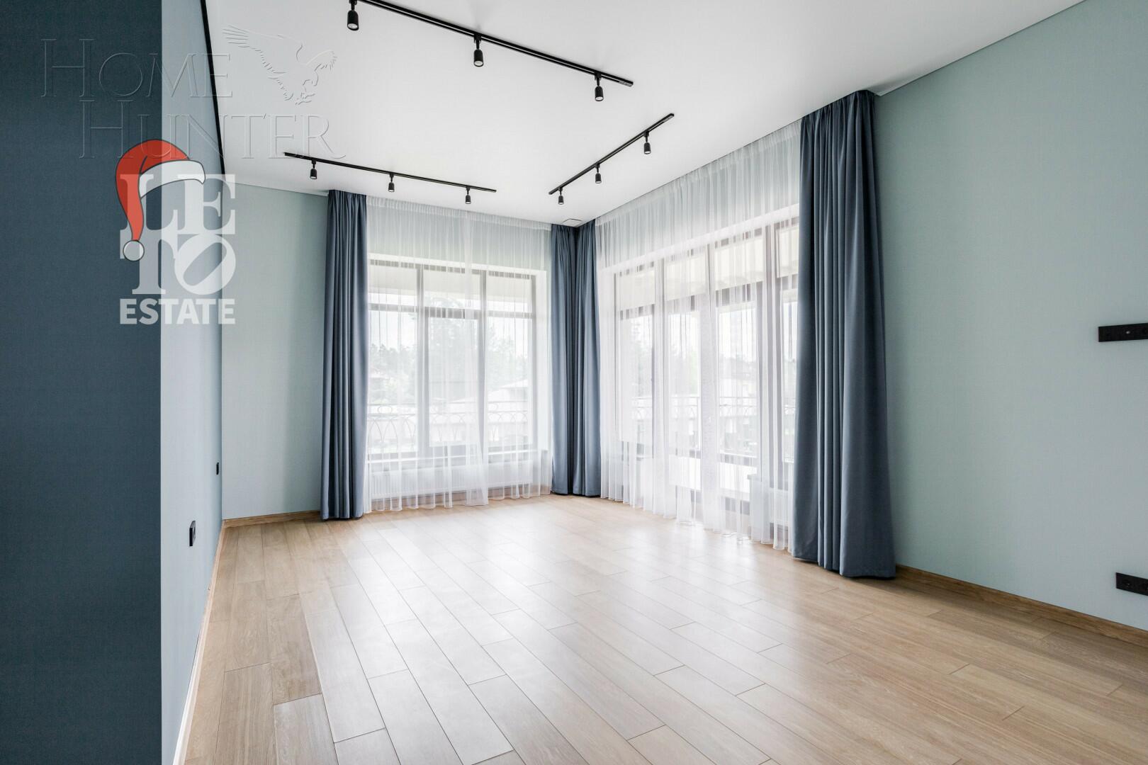 2-этажный коттедж 1 300 м² без отделки