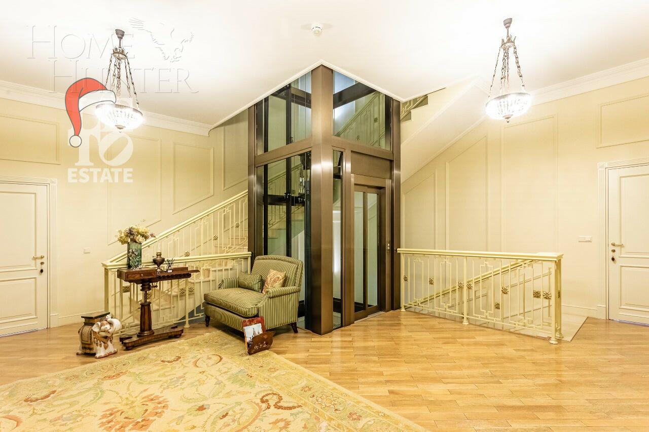 3-этажный коттедж 750 м² с отделкой