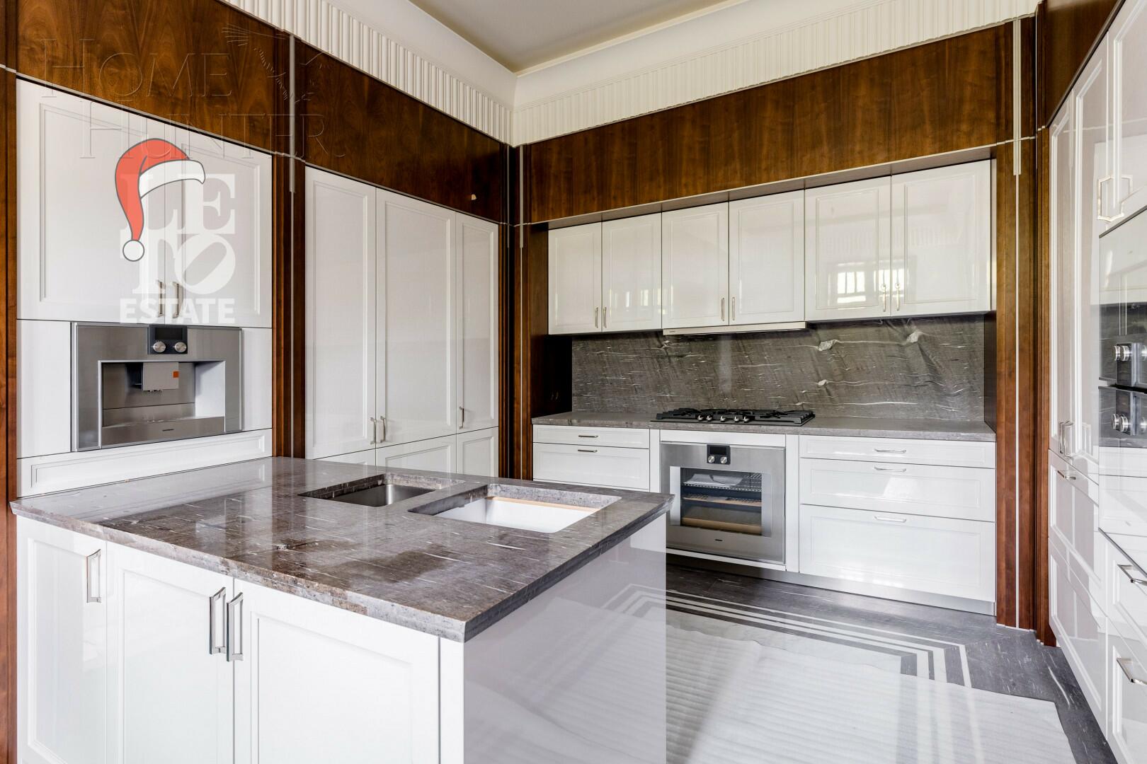 2-этажный коттедж 1 244 м² с отделкой