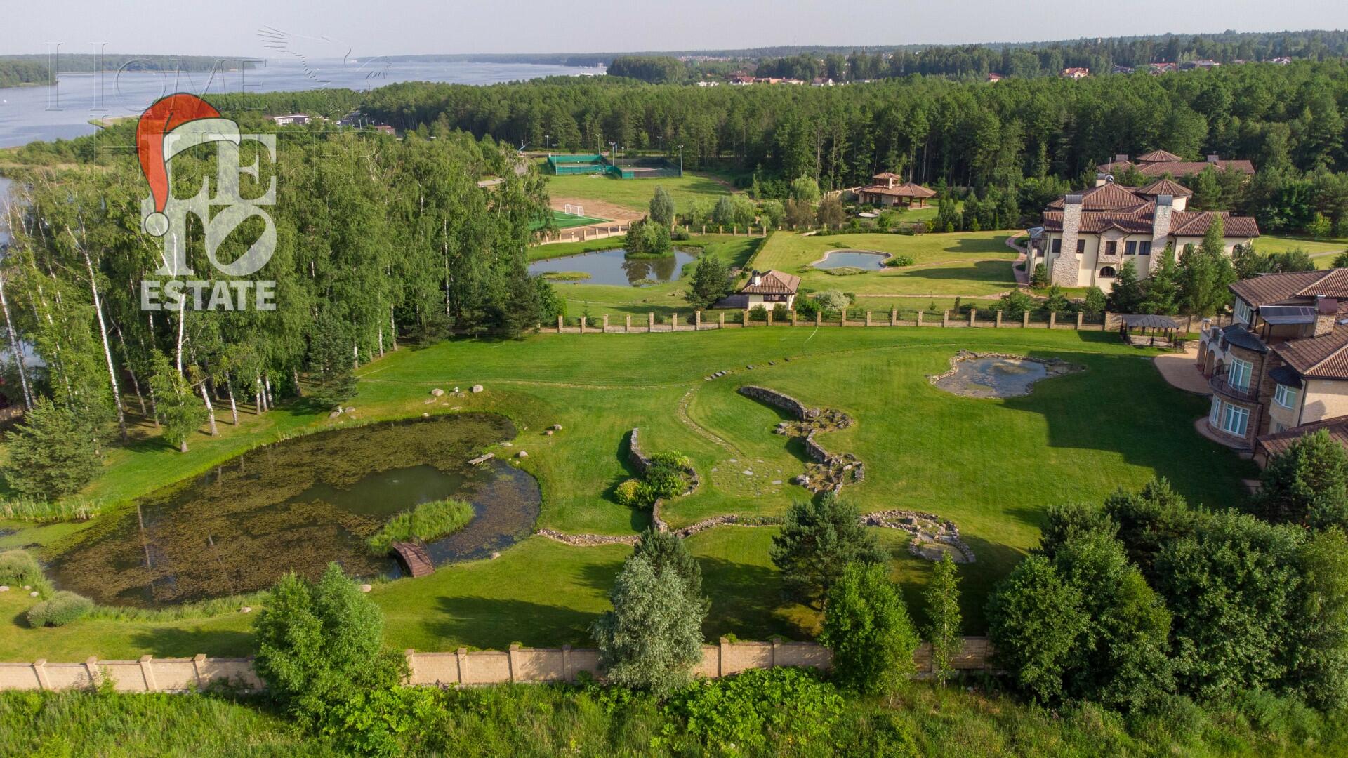 3-этажный коттедж 1 500 м² с отделкой