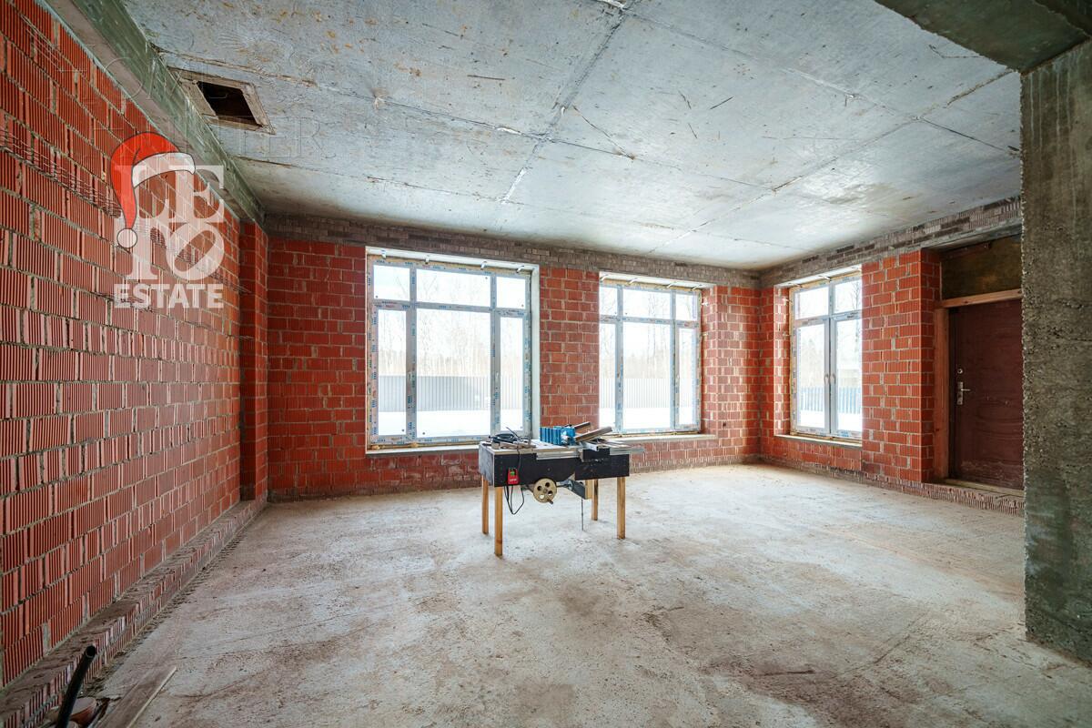 2-этажный коттедж 500 м² без отделки