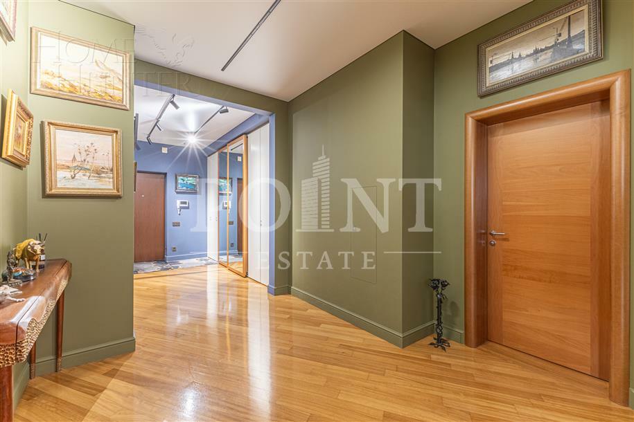 4-КОМН. КВАРТИРА С ОТДЕЛКОЙ 145.9 М² НА 2 ЭТАЖЕ