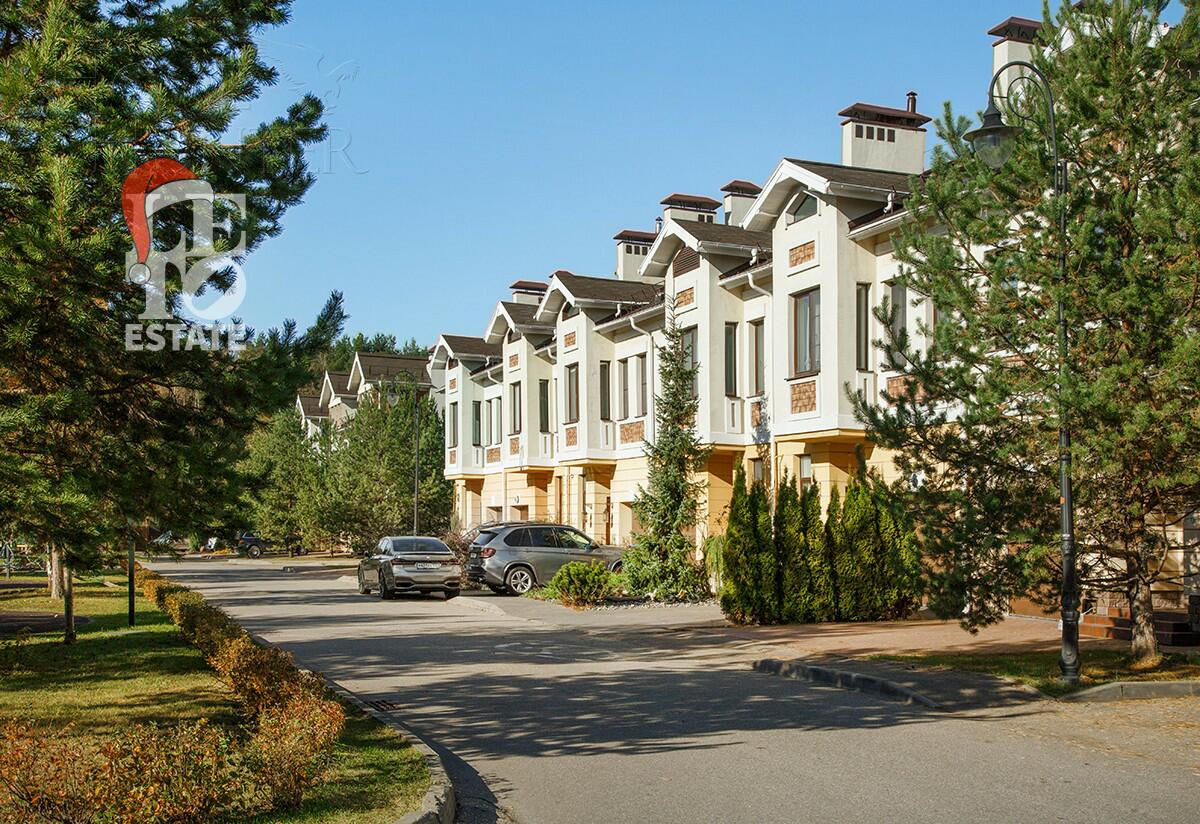 Участок 26.7 сот. в охраняемом поселке