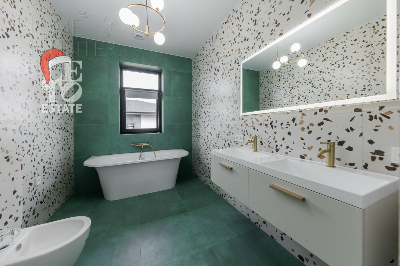 2-этажный коттедж 238.4 м² с отделкой