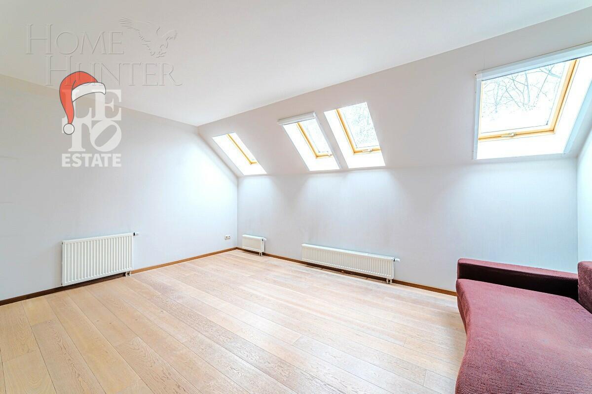 3-этажный коттедж 742 м² с отделкой