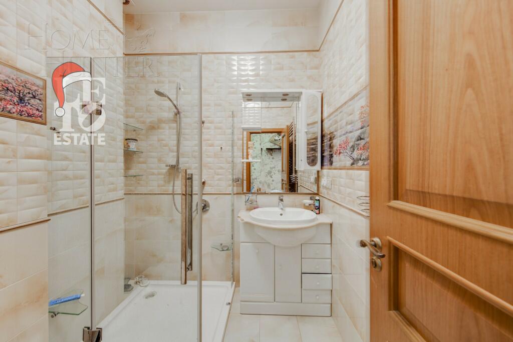 3-этажный коттедж 553.6 м² с отделкой