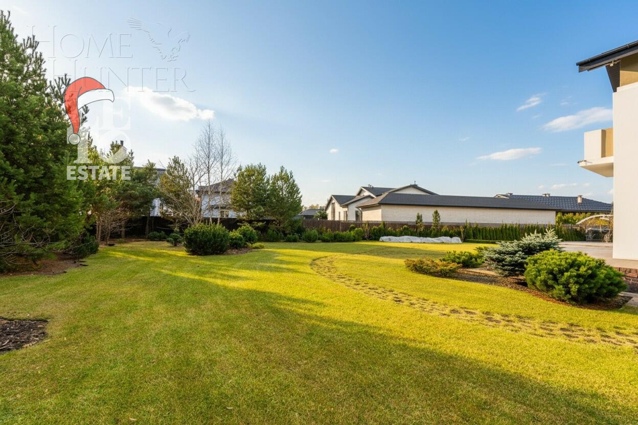 2-этажный коттедж 284.9 м² с отделкой