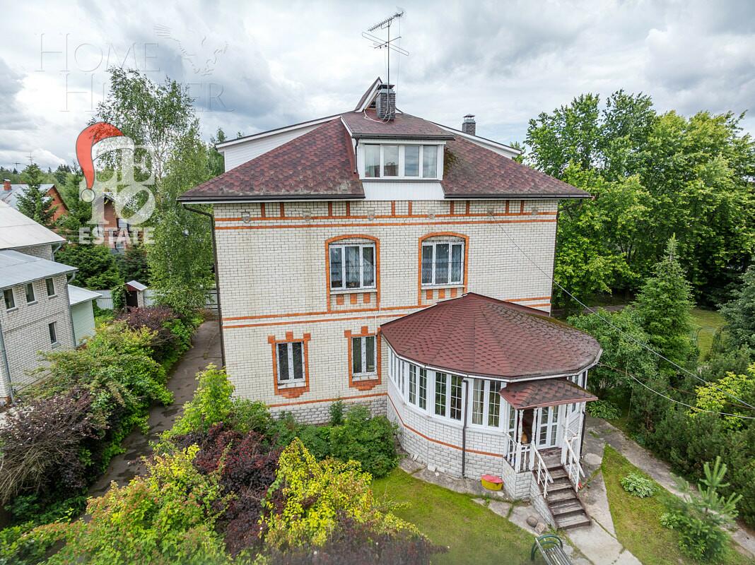 2-этажный коттедж 387.2 м² с отделкой