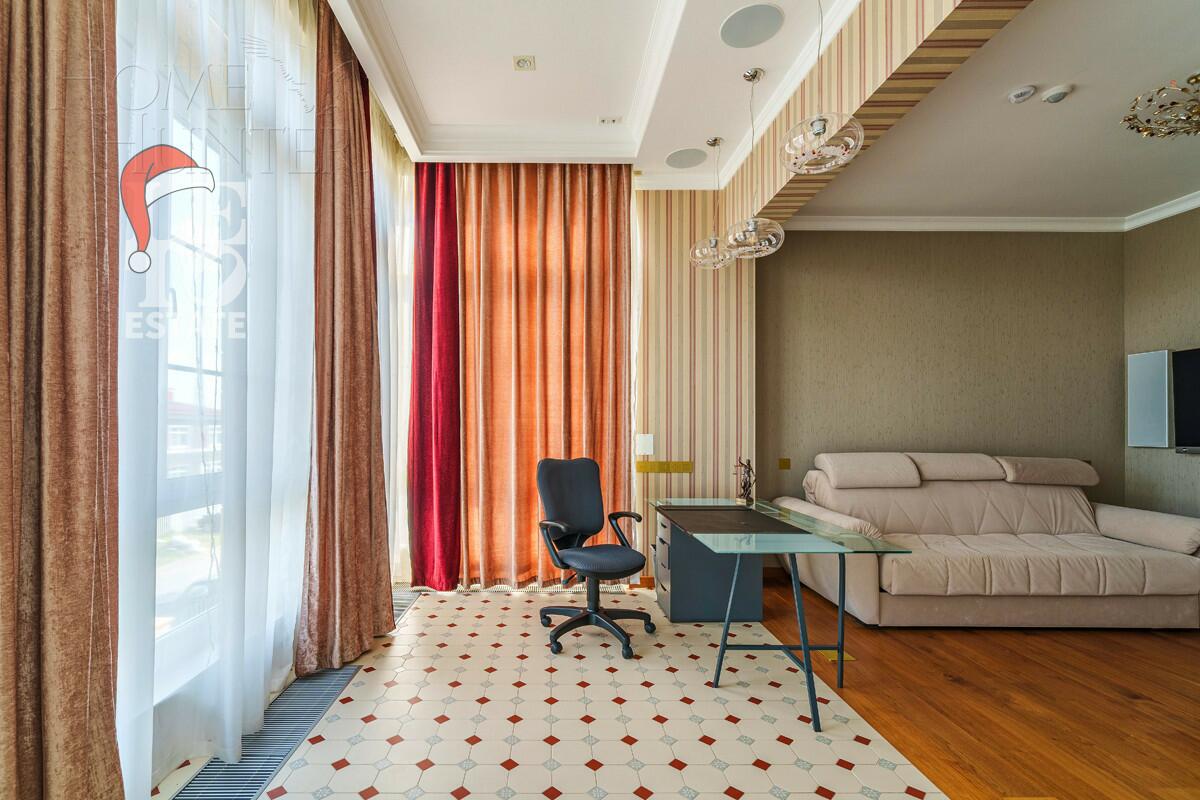 3-этажный коттедж 500 м² с отделкой