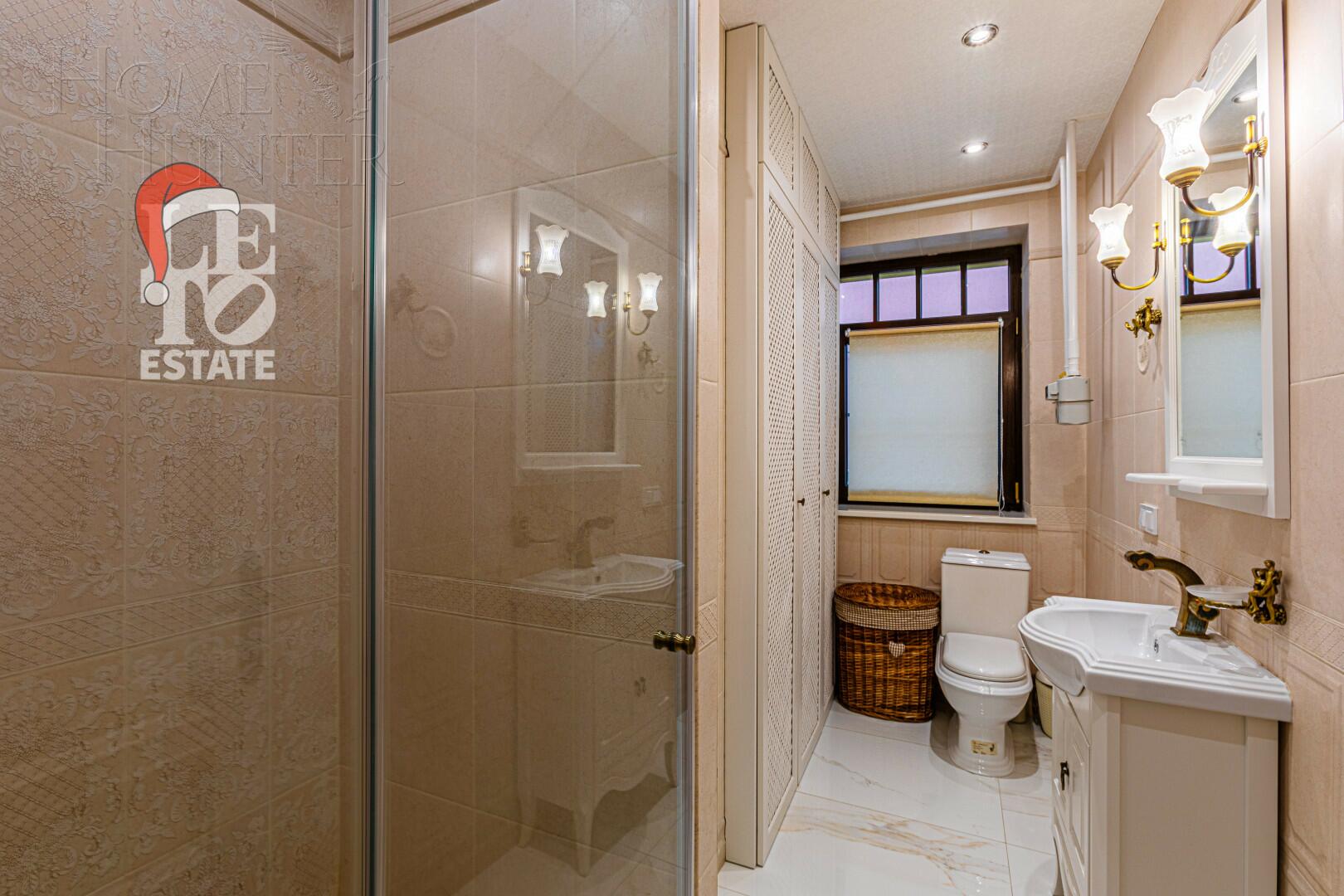 2-этажный таунхаус 251.7 м² с отделкой